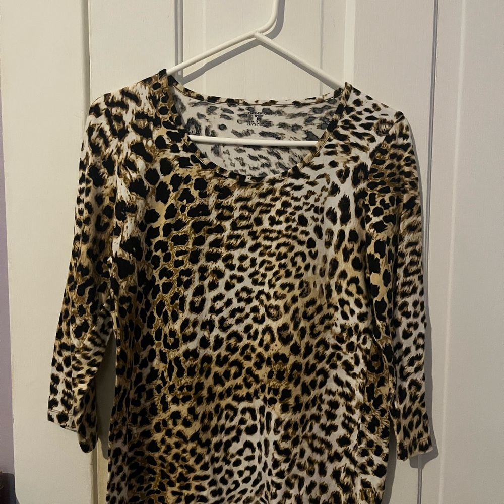 Jones New York Sport cheetah print long-sleeved shirt